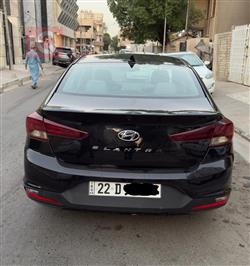 هیوندای ئەلەنترا